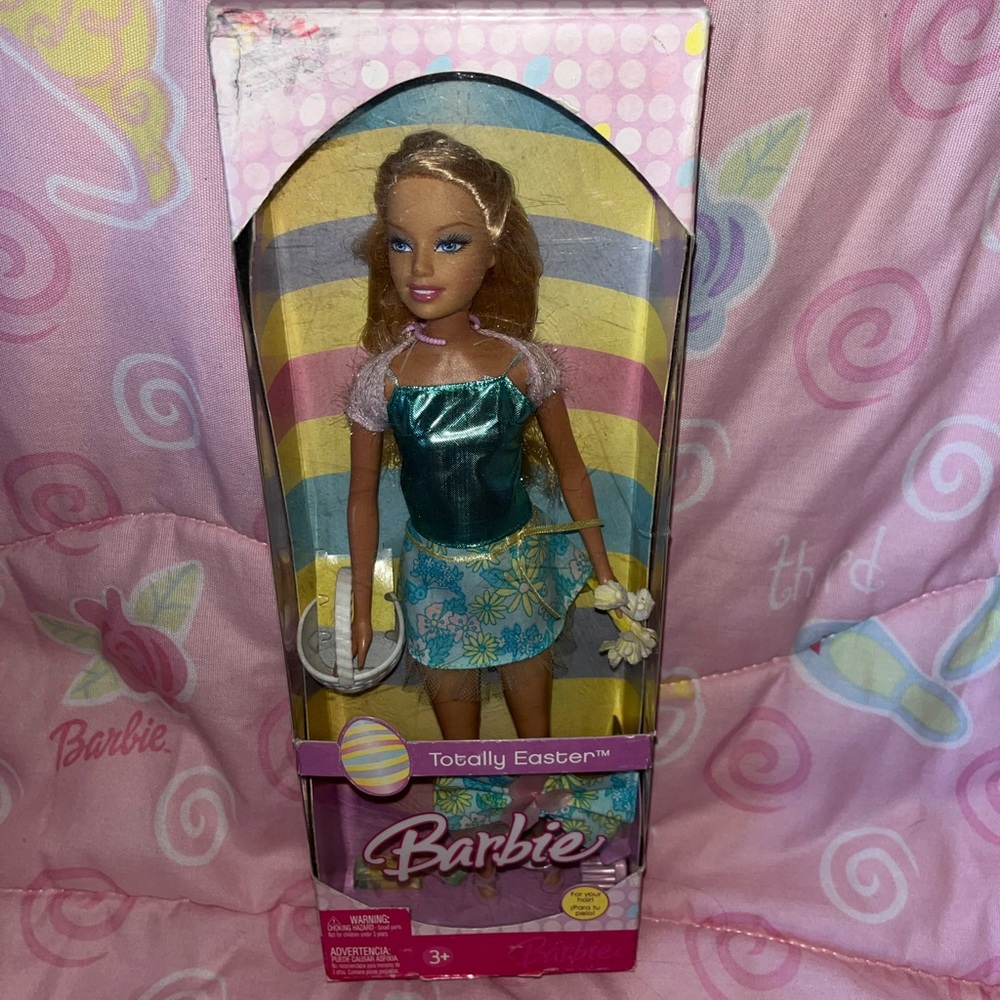 Barbie Totally Easter Doll Mattel 2006 New In Box L0999